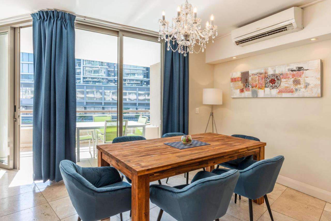 V&A Waterfront Luxury Apartments By Mcstay Kaapstad Buitenkant foto