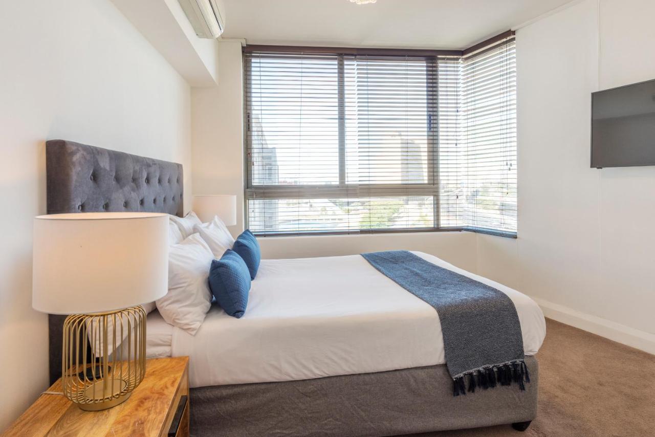 V&A Waterfront Luxury Apartments By Mcstay Kaapstad Buitenkant foto