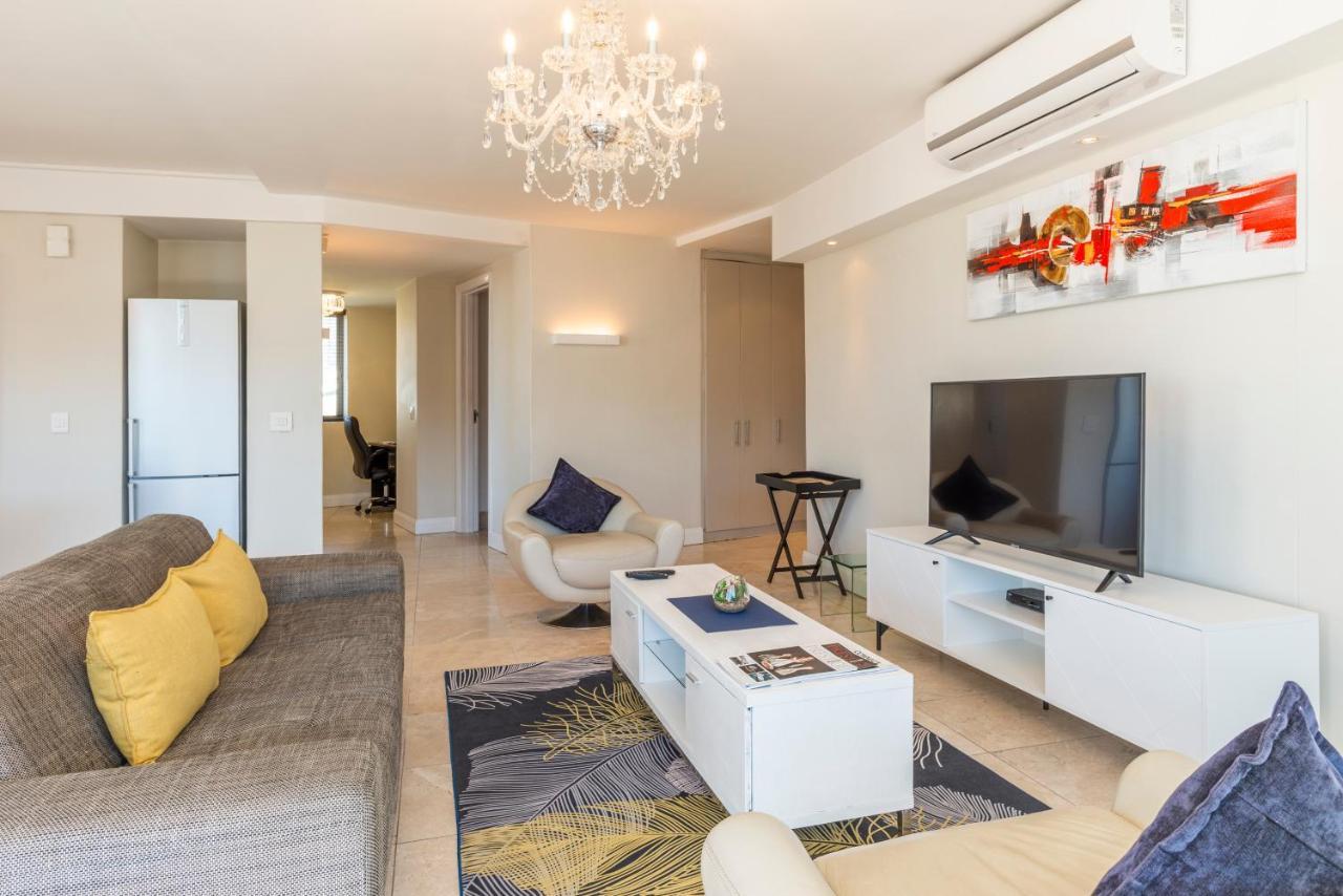 V&A Waterfront Luxury Apartments By Mcstay Kaapstad Buitenkant foto
