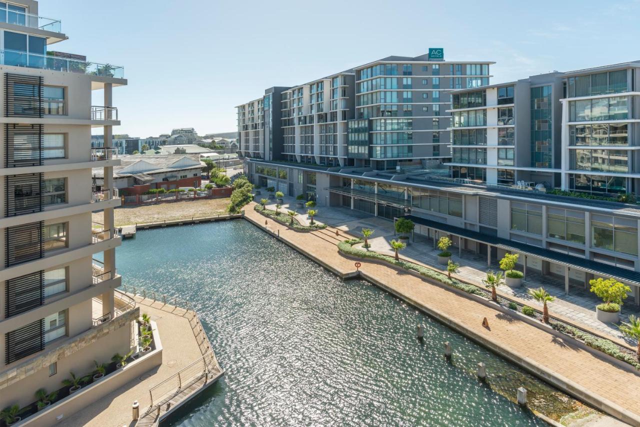V&A Waterfront Luxury Apartments By Mcstay Kaapstad Buitenkant foto
