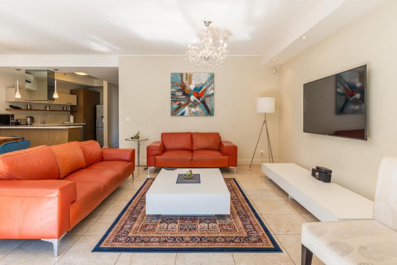 V&A Waterfront Luxury Apartments By Mcstay Kaapstad Buitenkant foto