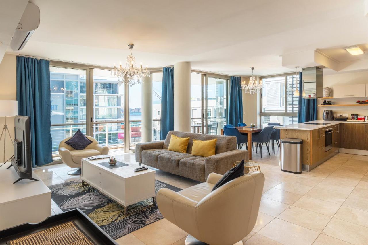 V&A Waterfront Luxury Apartments By Mcstay Kaapstad Buitenkant foto