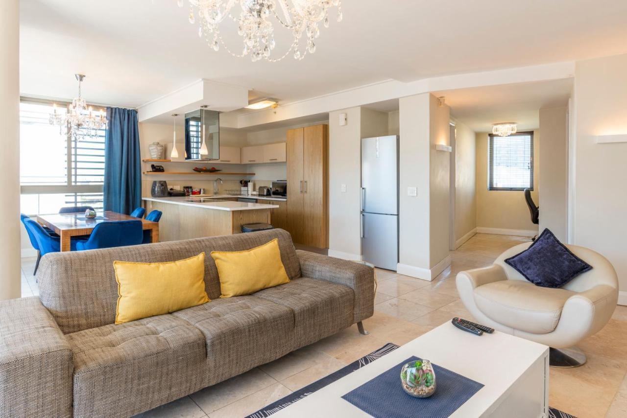 V&A Waterfront Luxury Apartments By Mcstay Kaapstad Buitenkant foto