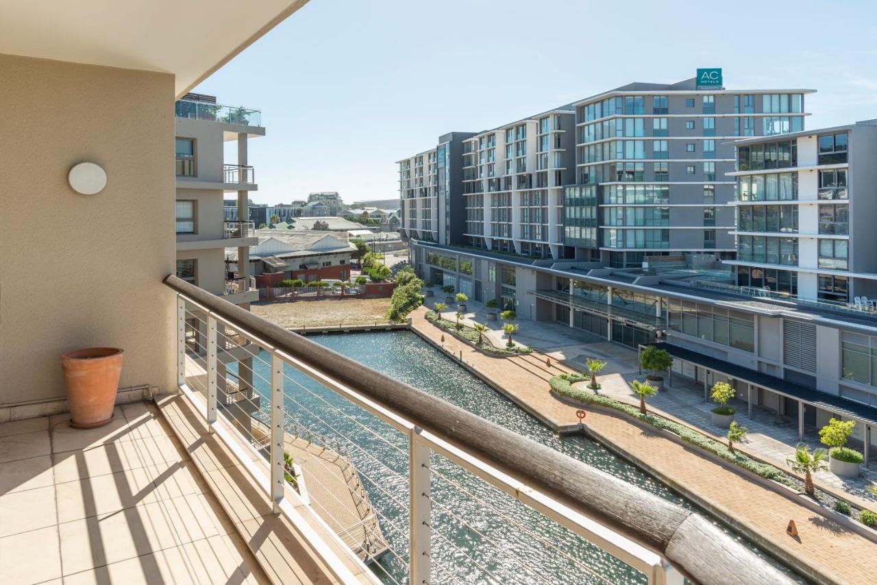 V&A Waterfront Luxury Apartments By Mcstay Kaapstad Buitenkant foto
