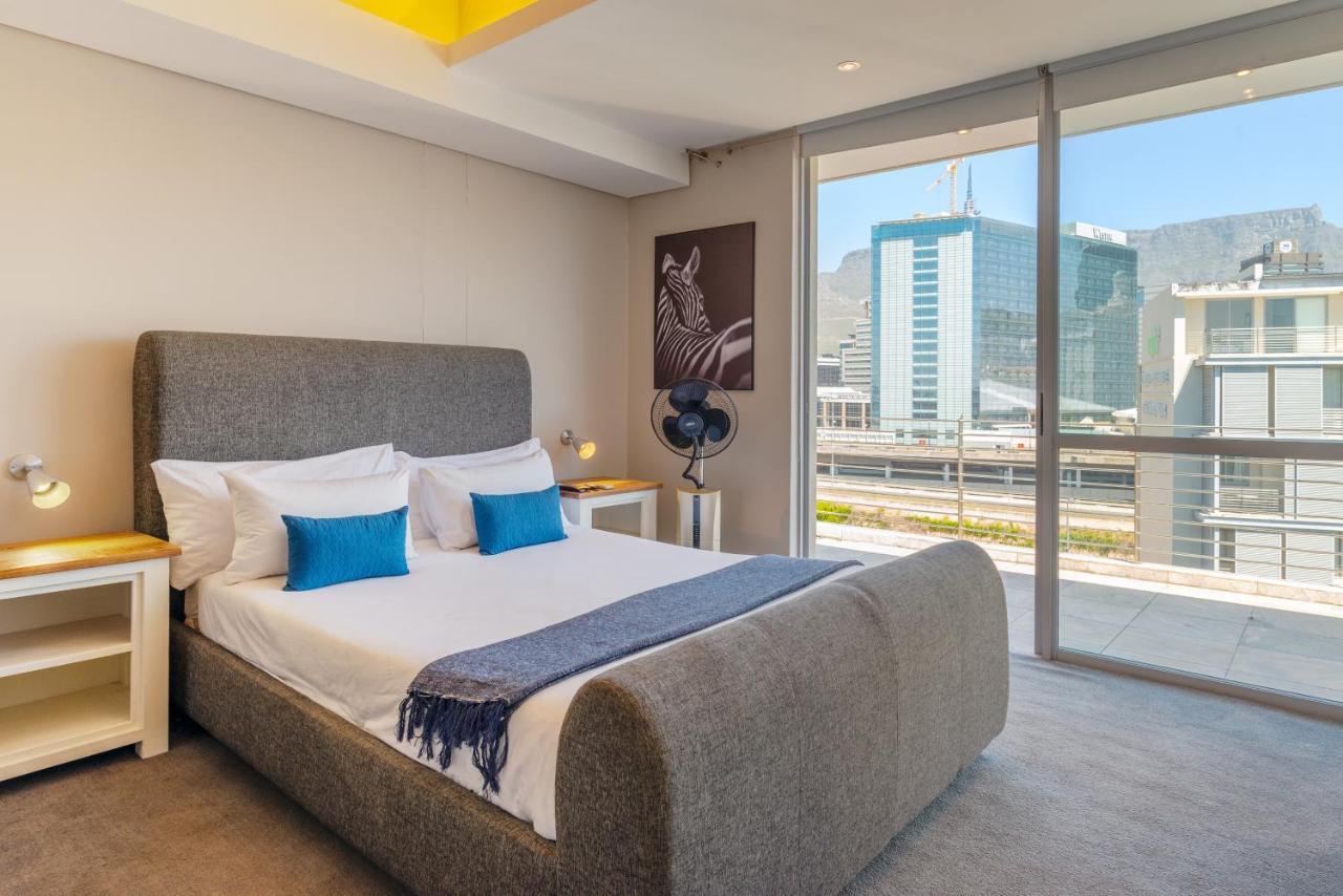 V&A Waterfront Luxury Apartments By Mcstay Kaapstad Buitenkant foto