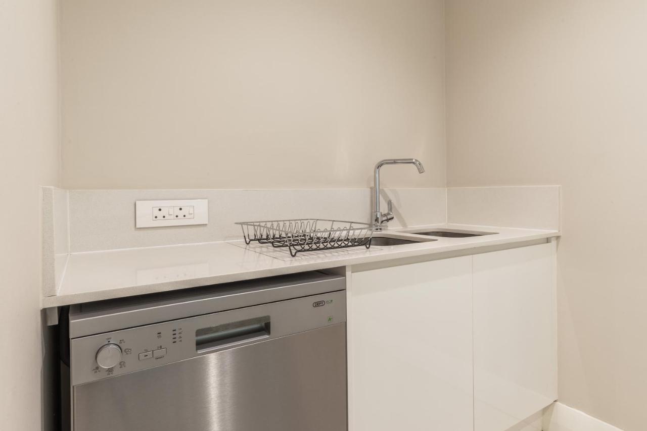 V&A Waterfront Luxury Apartments By Mcstay Kaapstad Buitenkant foto