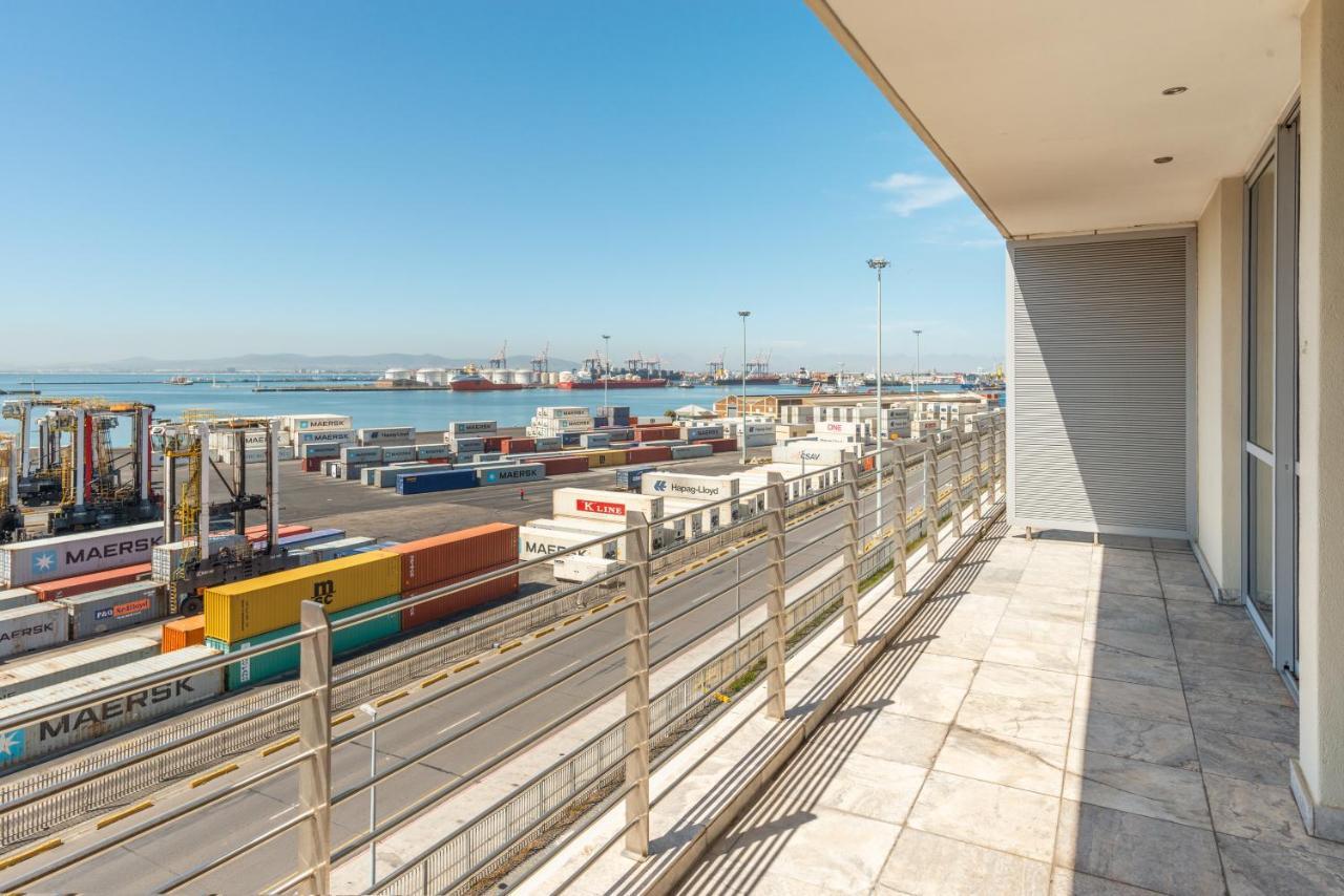 V&A Waterfront Luxury Apartments By Mcstay Kaapstad Buitenkant foto